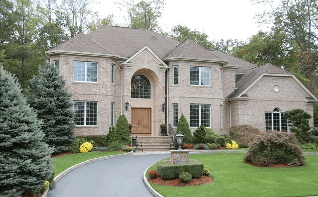 41 MCCAIN Court, Closter